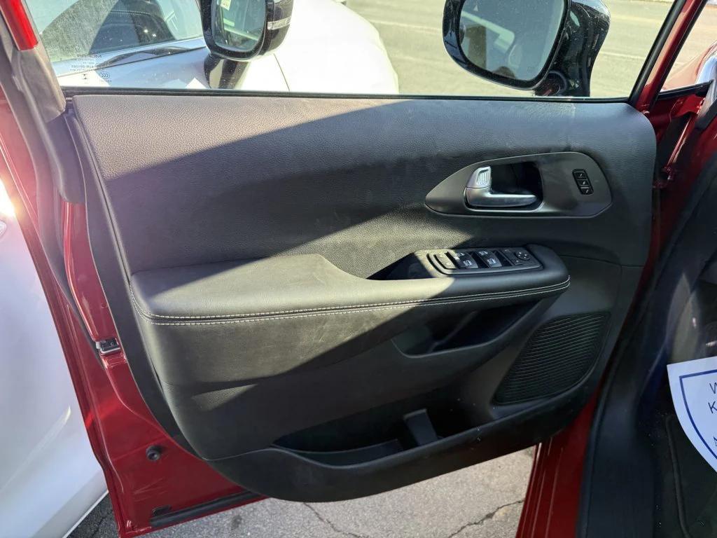 new 2026 Chrysler Pacifica car, priced at $42,637