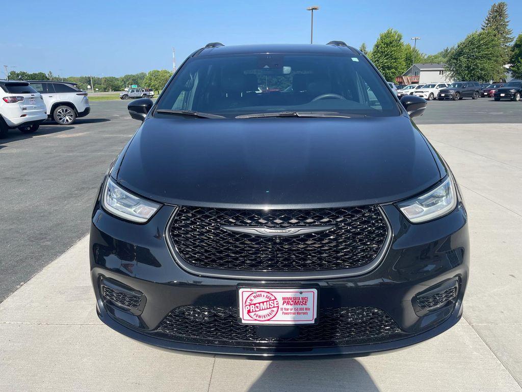 used 2023 Chrysler Pacifica car, priced at $27,990