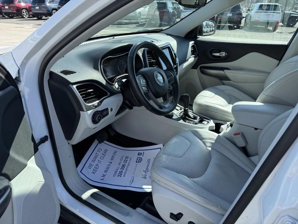 used 2019 Jeep Cherokee car, priced at $13,990