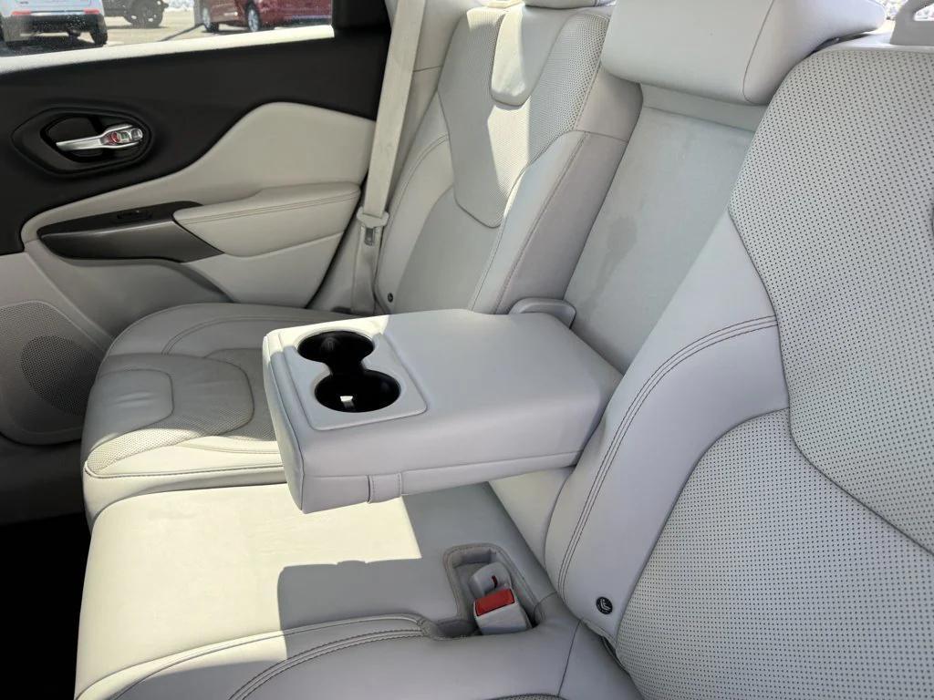 used 2019 Jeep Cherokee car, priced at $13,990