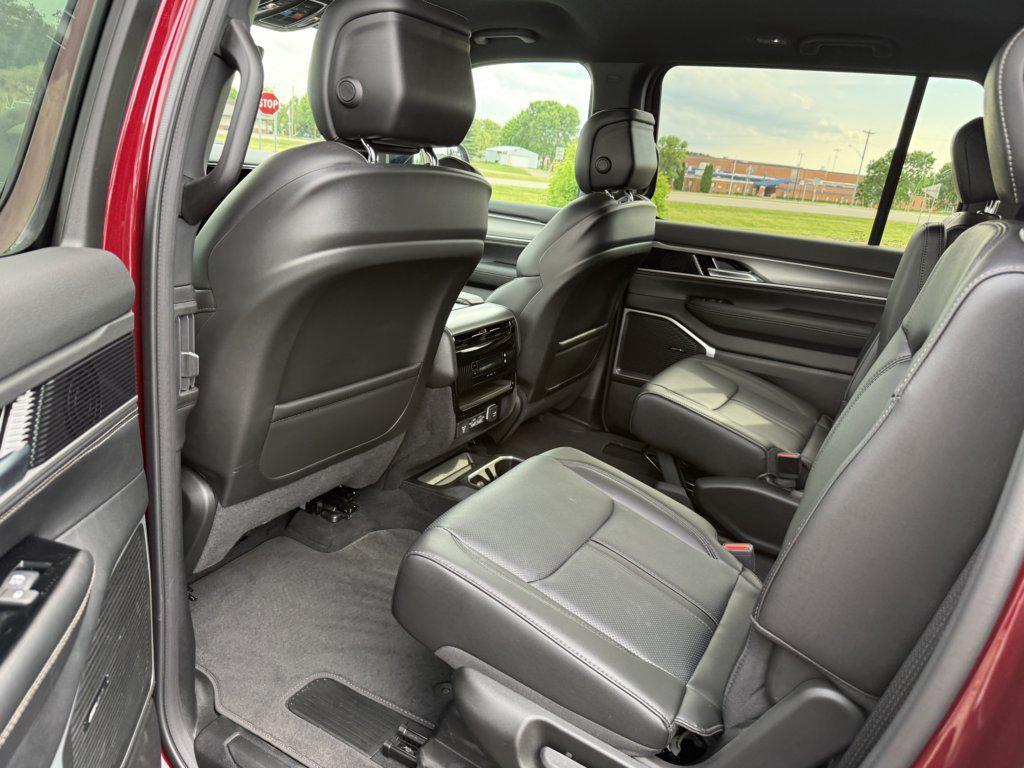 new 2026 Jeep Grand Wagoneer car, priced at $66,161