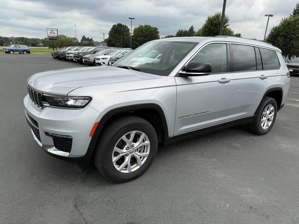 used 2022 Jeep Grand Cherokee L car, priced at $29,990