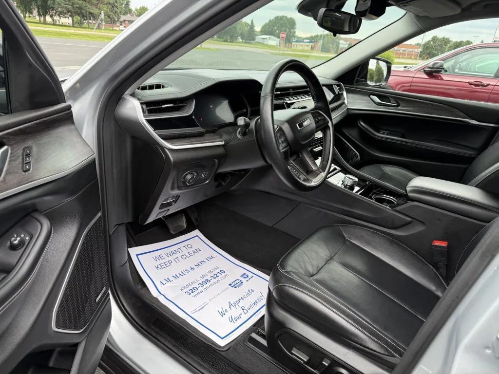 used 2022 Jeep Grand Cherokee L car, priced at $29,990