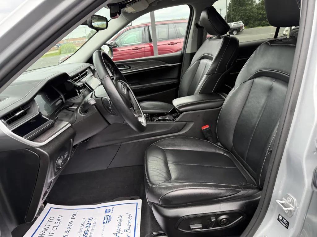 used 2022 Jeep Grand Cherokee L car, priced at $29,990