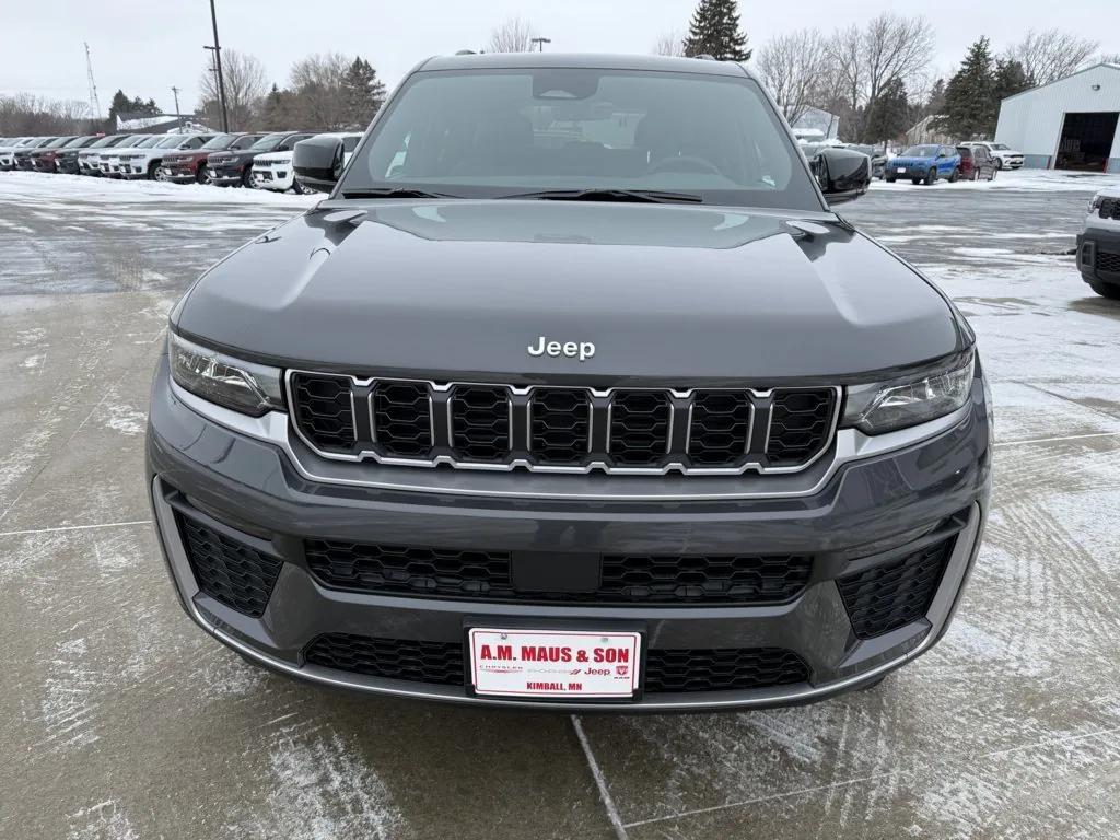 new 2026 Jeep Grand Cherokee car, priced at $46,947