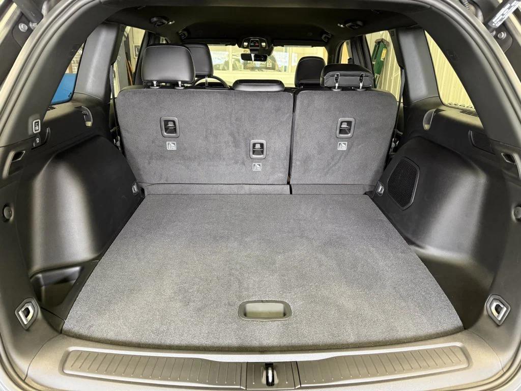 new 2026 Jeep Grand Cherokee car, priced at $46,947