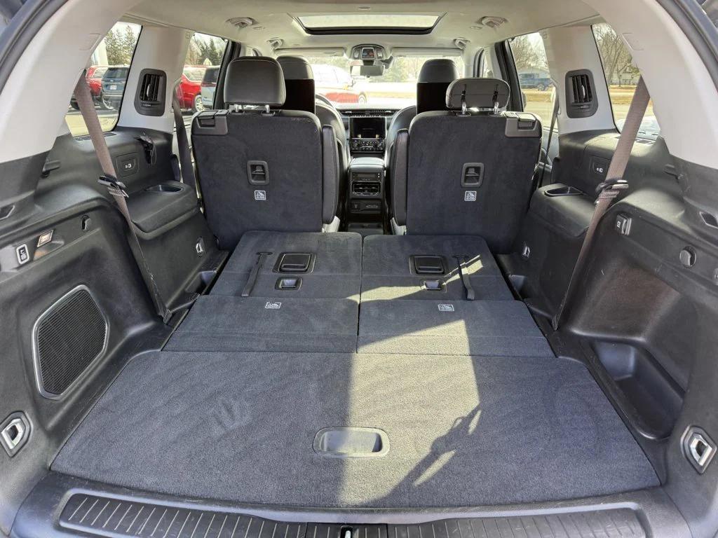 used 2023 Jeep Grand Cherokee L car, priced at $27,990