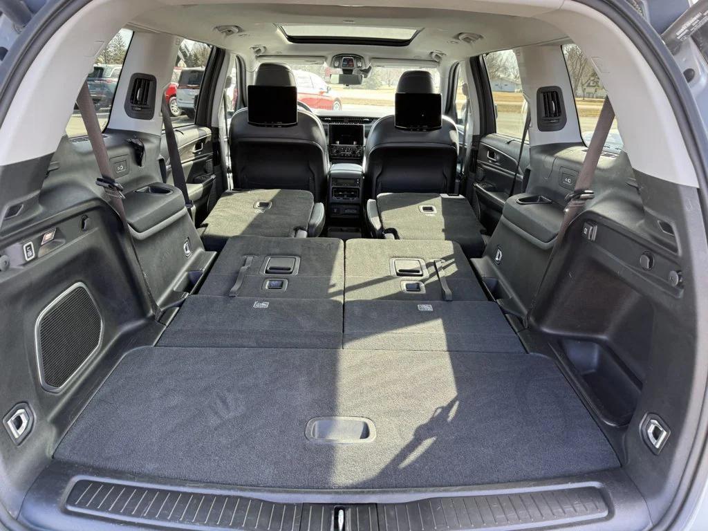 used 2023 Jeep Grand Cherokee L car, priced at $27,990