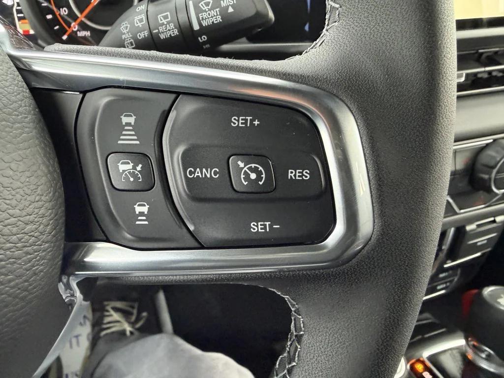 new 2026 Jeep Wrangler car, priced at $55,523