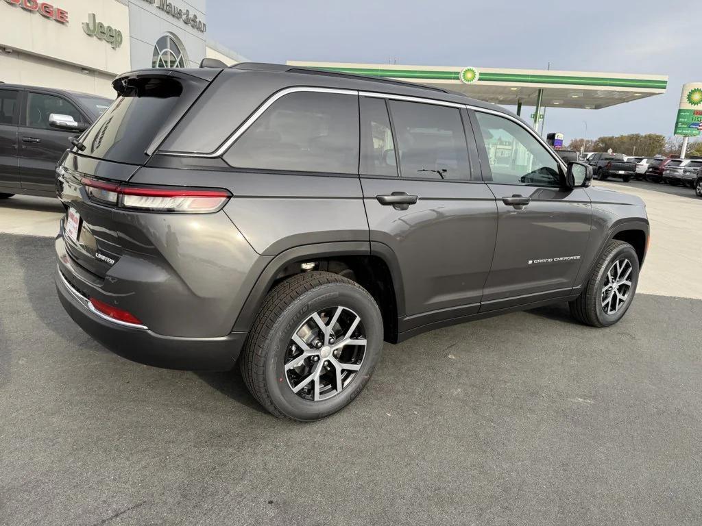 new 2025 Jeep Grand Cherokee car, priced at $48,409