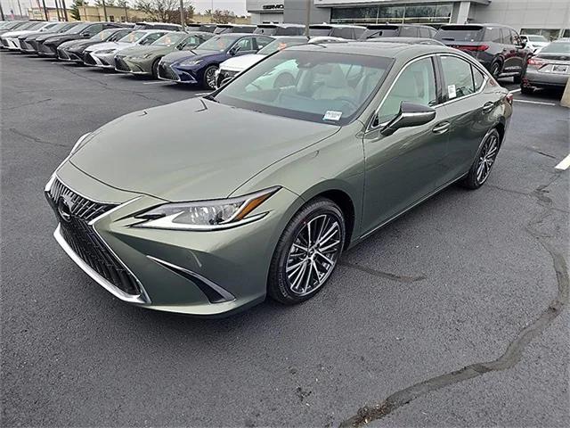 new 2025 Lexus ES 350 car, priced at $46,479