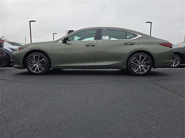 new 2025 Lexus ES 350 car, priced at $46,479