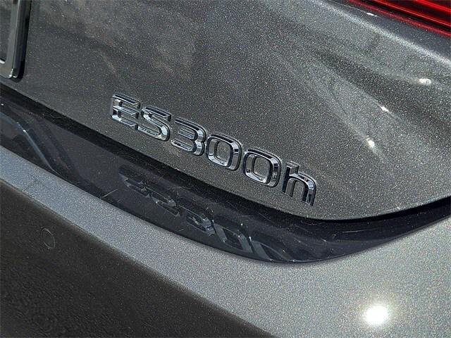used 2025 Lexus ES 300h car, priced at $48,981