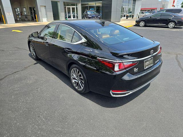 used 2025 Lexus ES 300h car, priced at $50,982