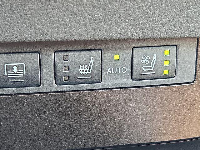 used 2025 Lexus ES 300h car, priced at $50,982