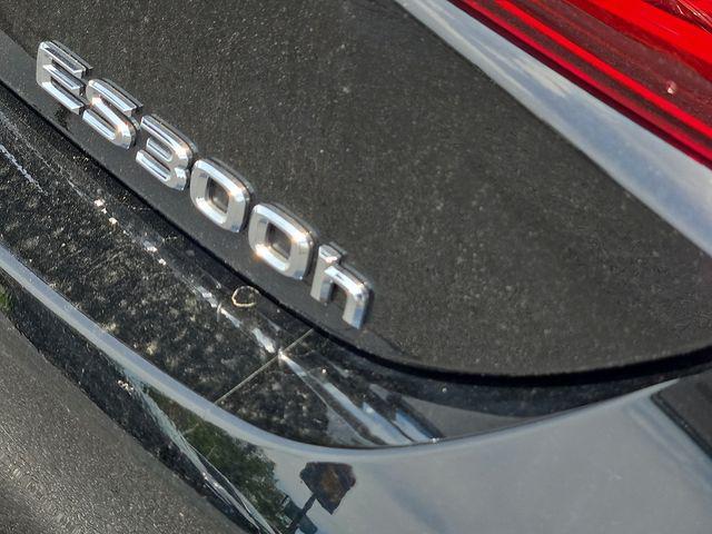 used 2025 Lexus ES 300h car, priced at $50,982