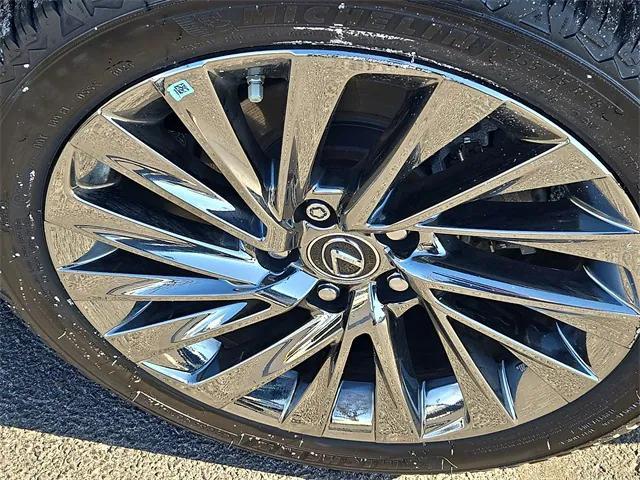 used 2024 Lexus ES 350 car, priced at $38,244