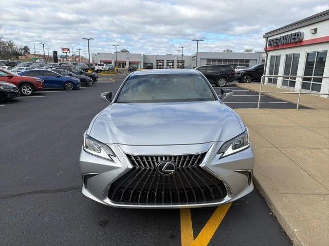 used 2023 Lexus ES 300h car, priced at $37,950