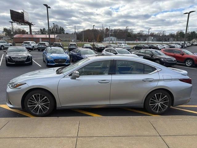 used 2023 Lexus ES 300h car, priced at $37,950