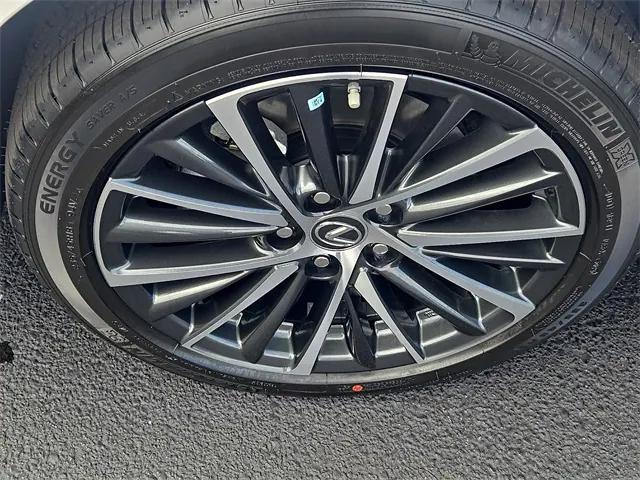 new 2025 Lexus ES 350 car, priced at $46,939