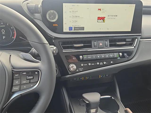 new 2025 Lexus ES 350 car, priced at $46,939