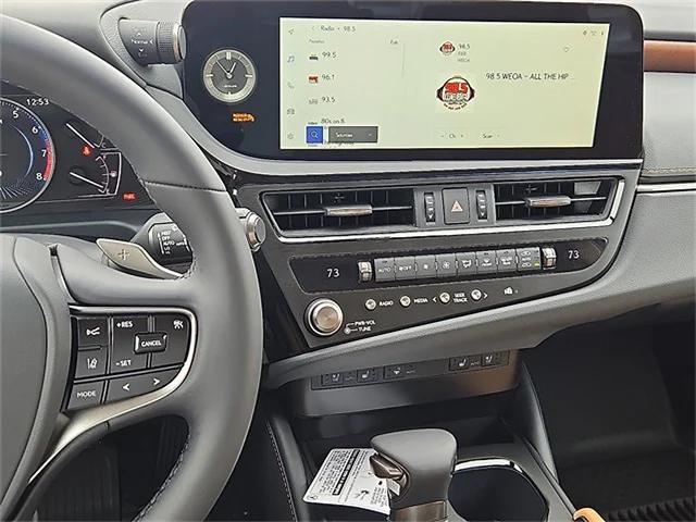 new 2025 Lexus ES 350 car, priced at $46,799