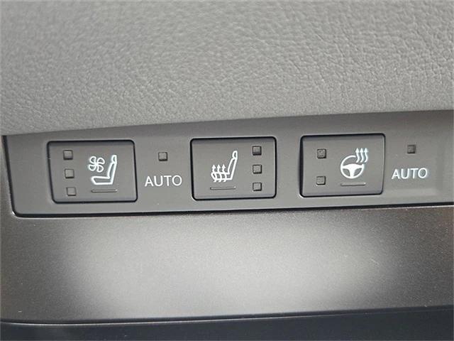 new 2025 Lexus ES 350 car, priced at $46,799