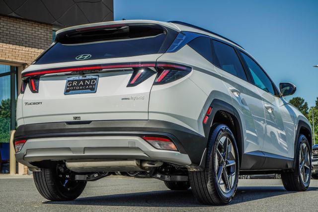 used 2025 Hyundai TUCSON Hybrid car, priced at $36,228