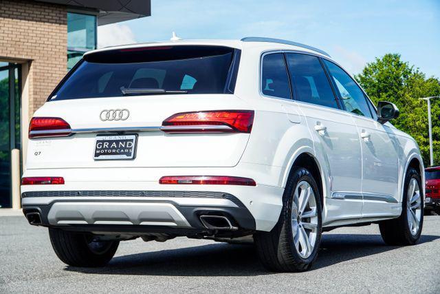 used 2025 Audi Q7 car, priced at $46,198