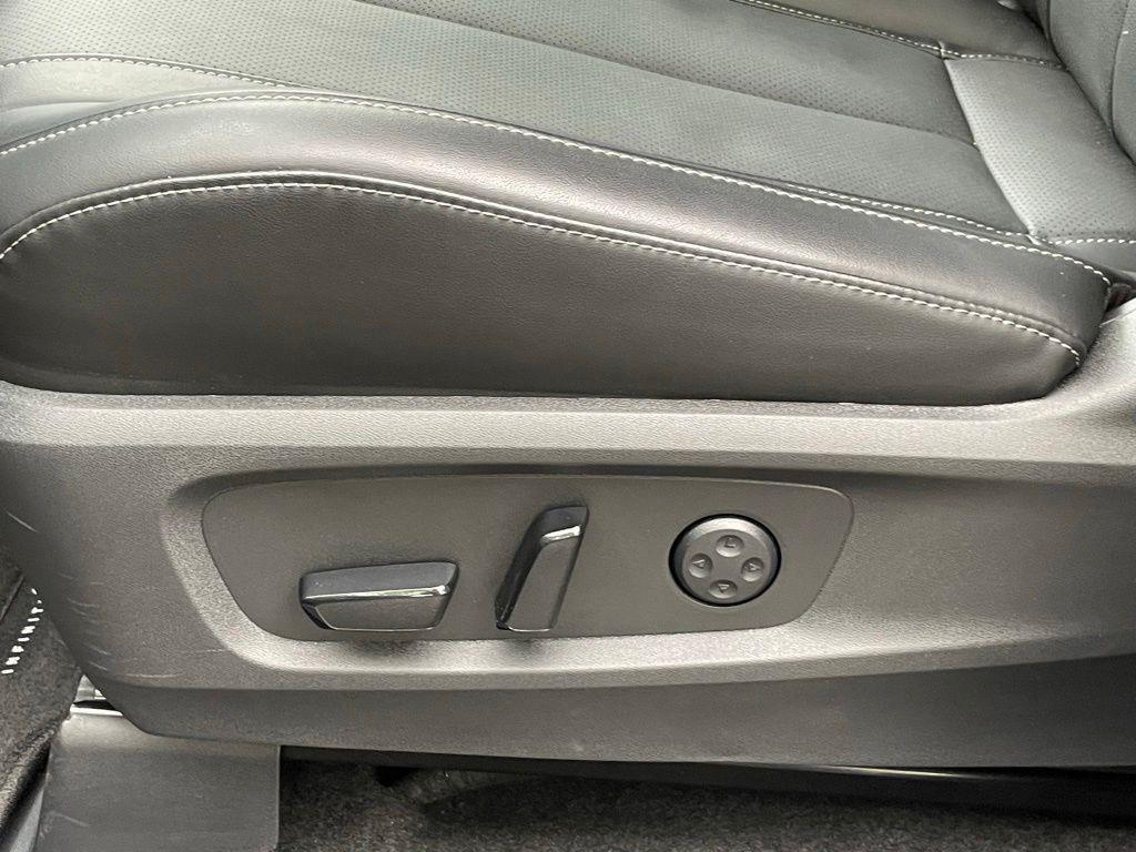 used 2025 INFINITI QX60 car, priced at $38,175