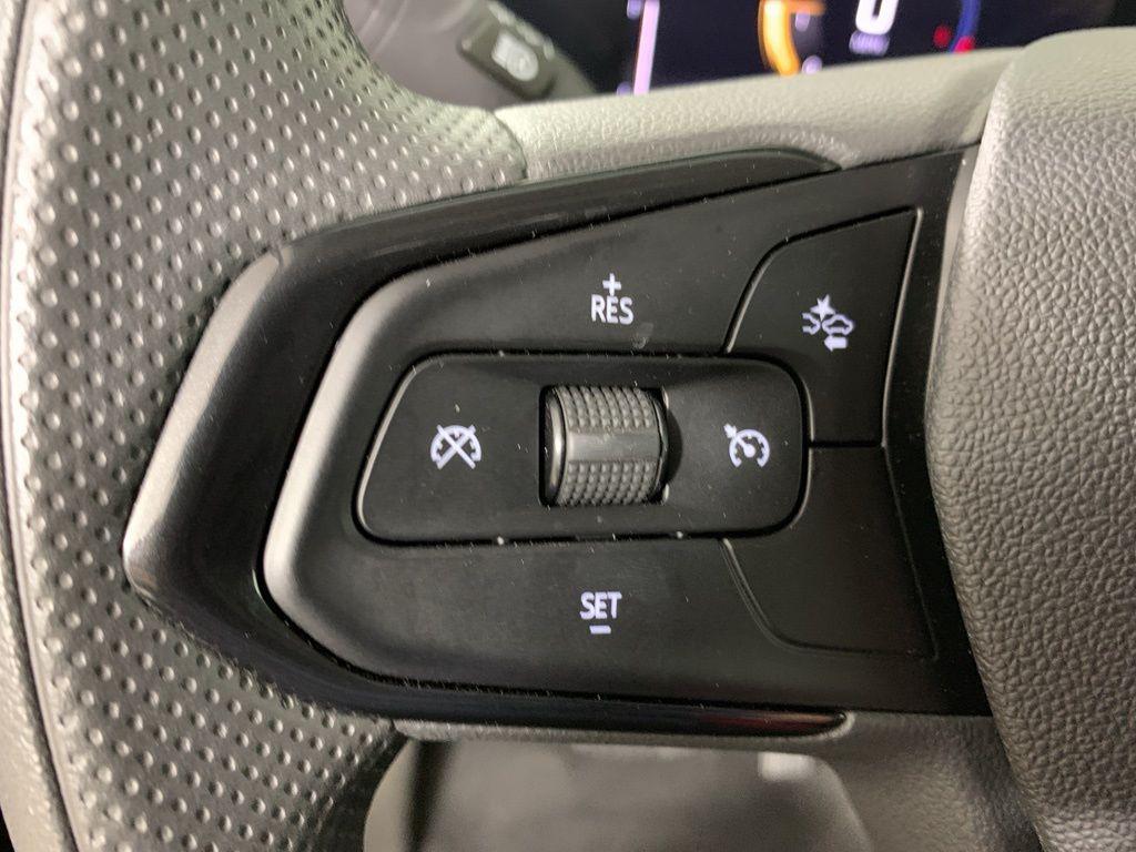 used 2025 Chevrolet TrailBlazer car, priced at $23,250