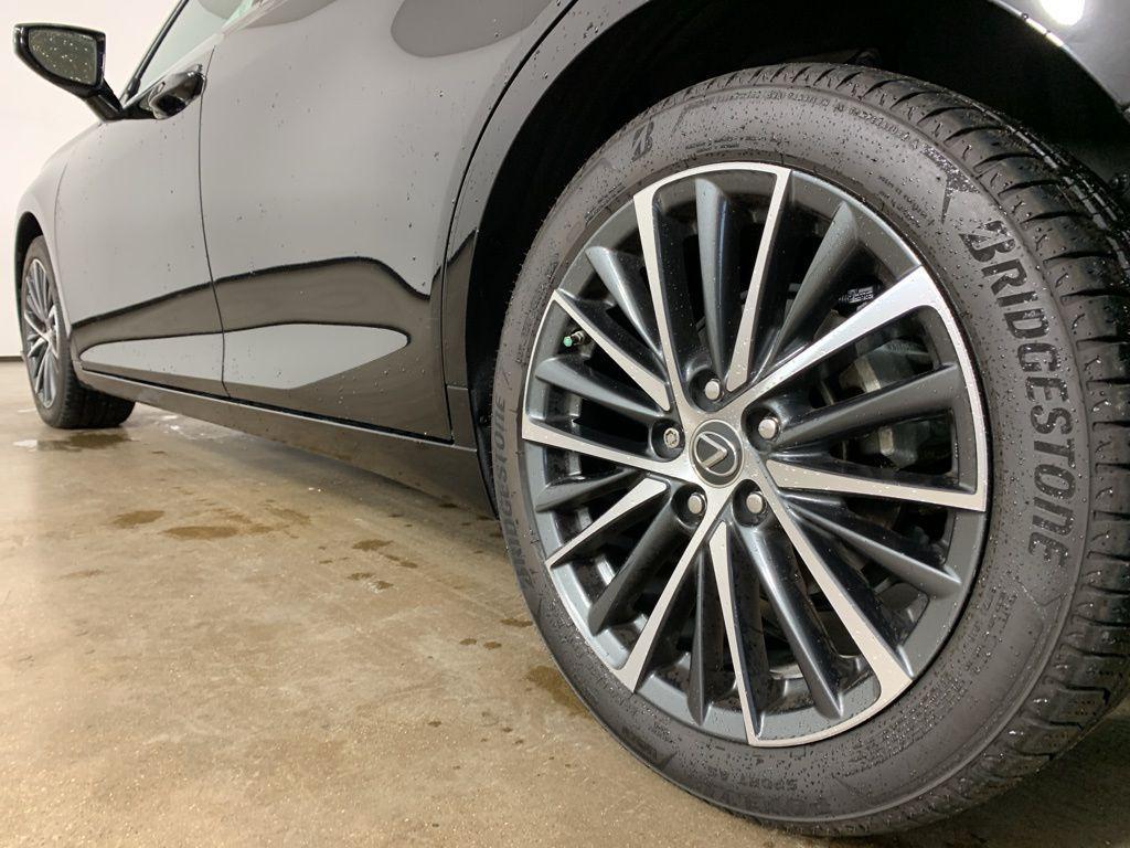 used 2023 Lexus ES 350 car, priced at $35,550