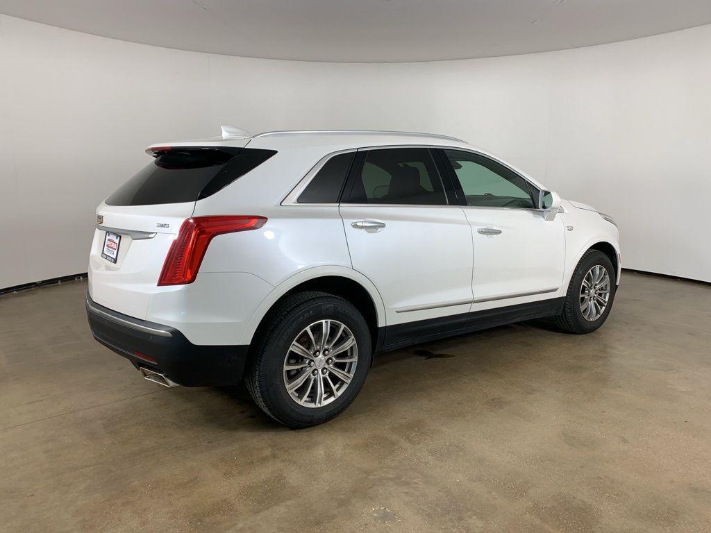 used 2017 Cadillac XT5 car, priced at $10,750