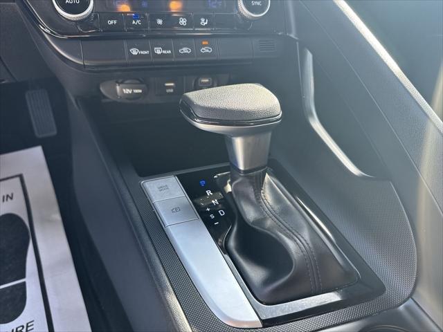 used 2022 Hyundai Elantra car, priced at $17,930