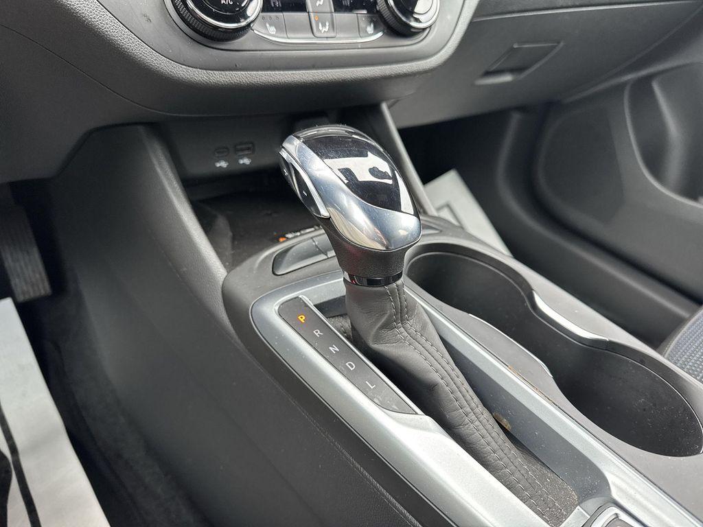 used 2024 Buick Envista car, priced at $20,520