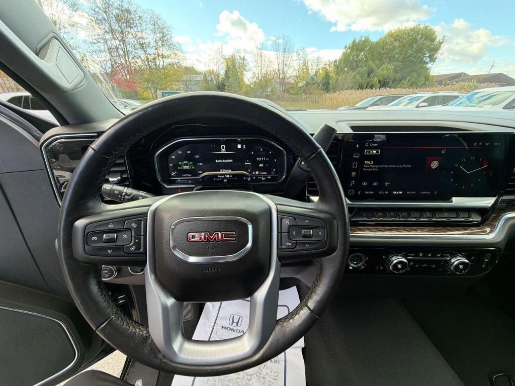 used 2022 GMC Sierra 1500 car, priced at $38,914