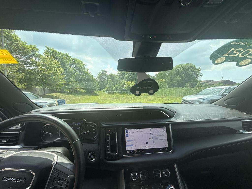 used 2021 GMC Yukon car, priced at $45,266