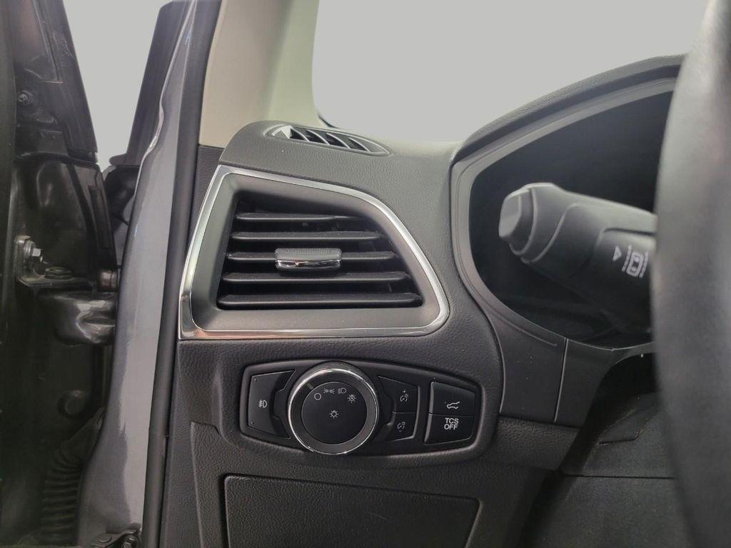 used 2024 Ford Edge car, priced at $28,428