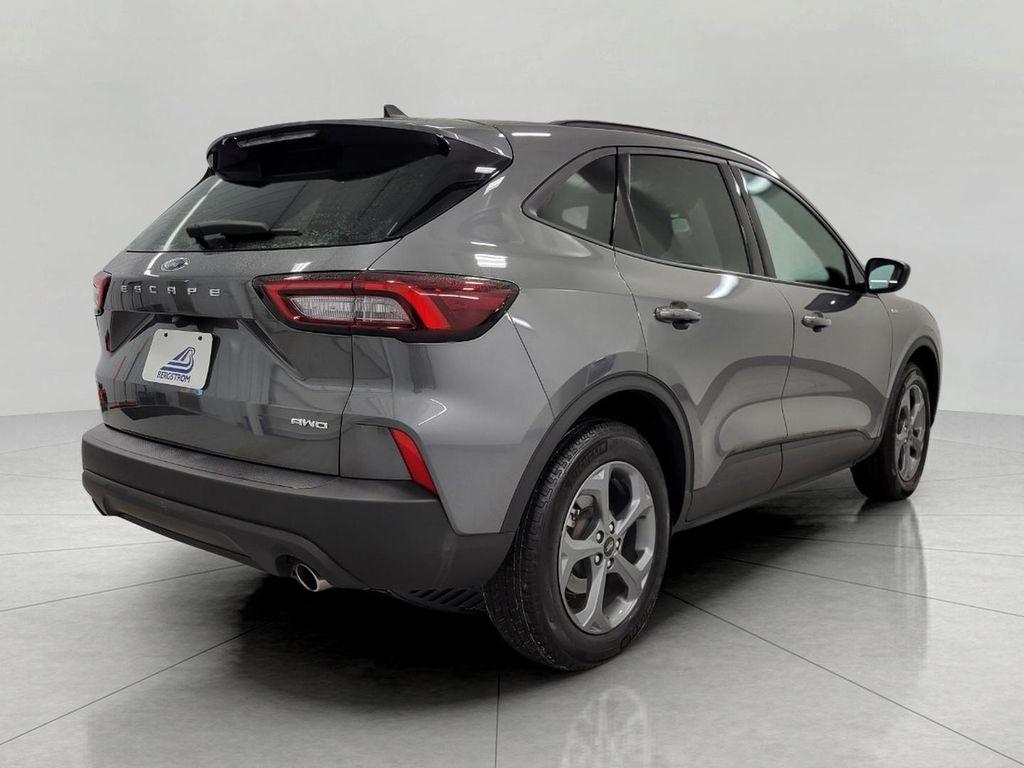 used 2025 Ford Escape car, priced at $27,998