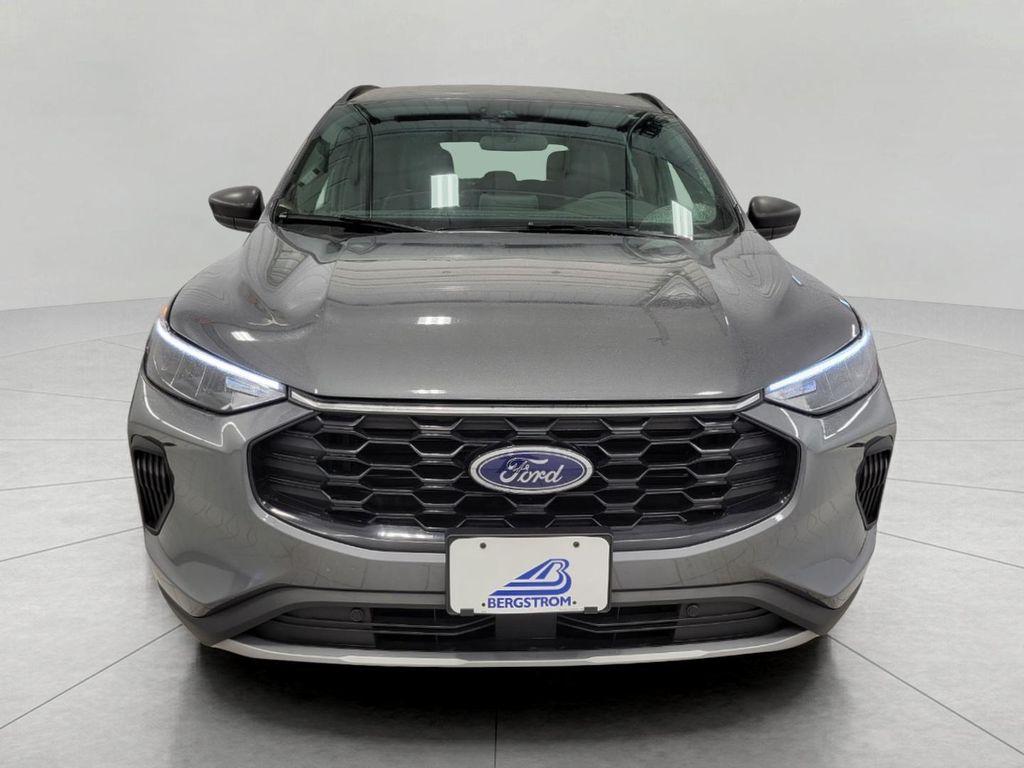 used 2025 Ford Escape car, priced at $27,998