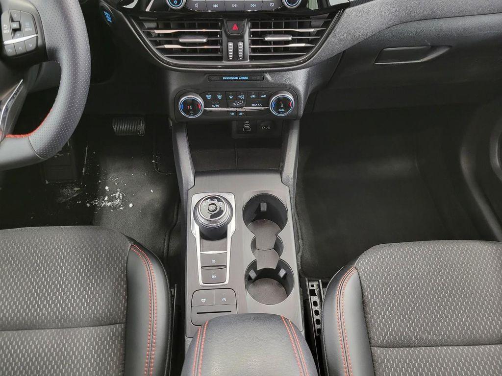 used 2025 Ford Escape car, priced at $27,998