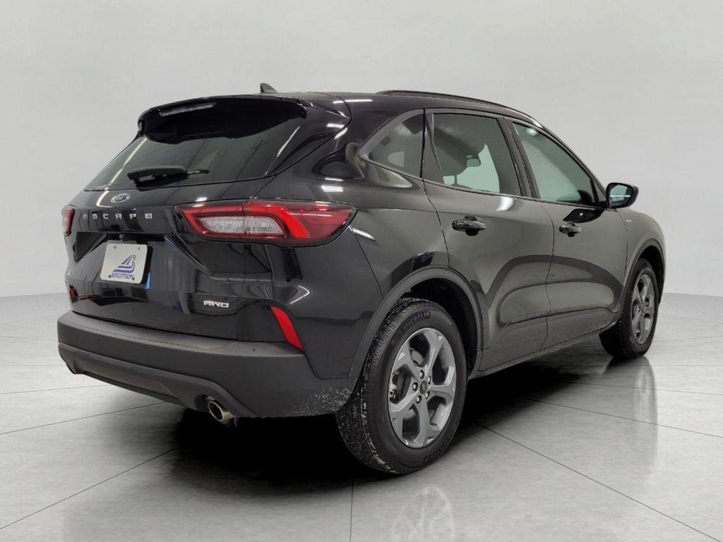 used 2025 Ford Escape car, priced at $25,998