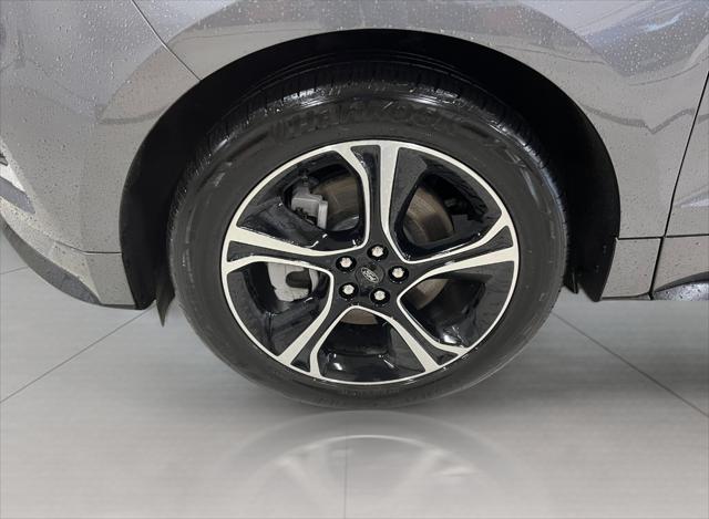 used 2022 Ford Edge car