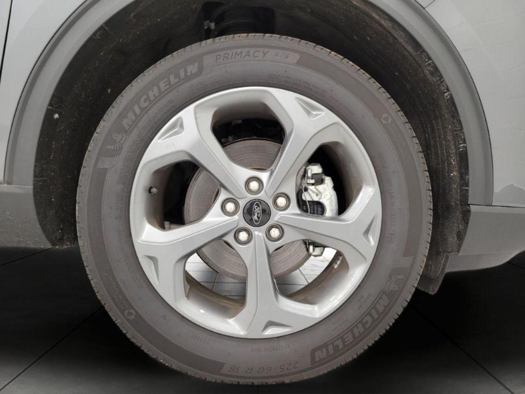 used 2025 Ford Escape car, priced at $26,058
