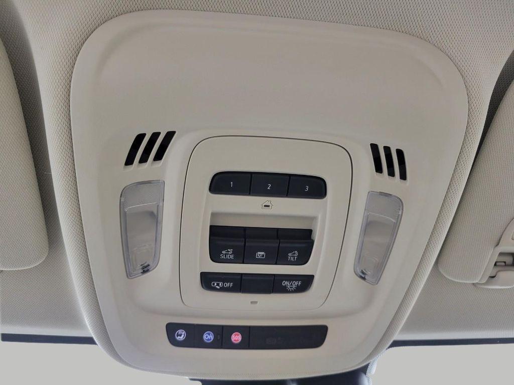 used 2022 Buick Envision car, priced at $26,364