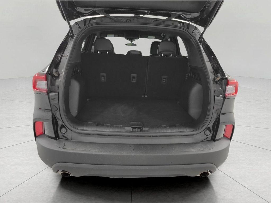 used 2025 Ford Escape car, priced at $27,998