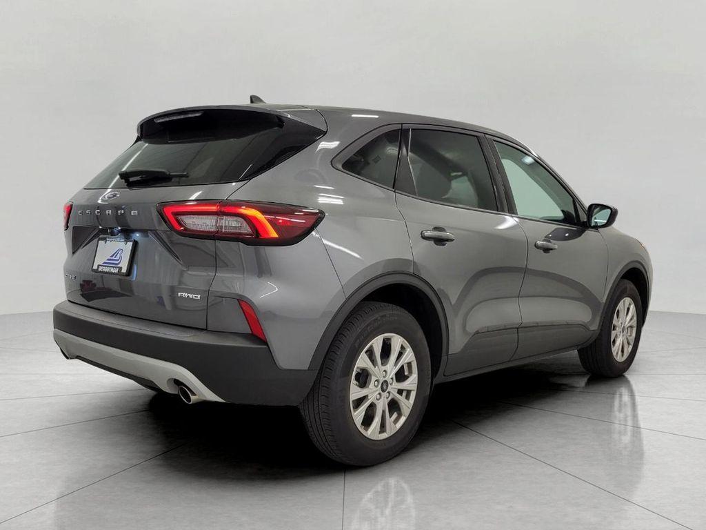 used 2025 Ford Escape car, priced at $24,397