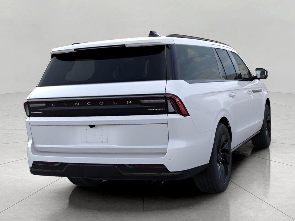 new 2025 Lincoln Navigator car, priced at $101,803