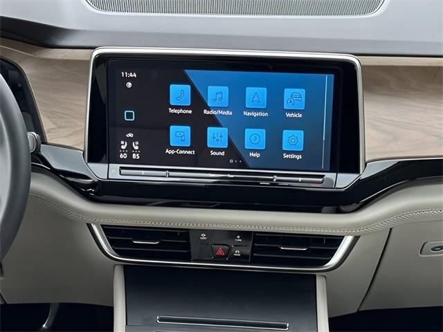 new 2026 Volkswagen Atlas car, priced at $38,603