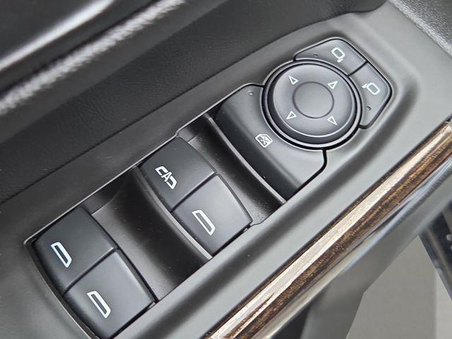 used 2021 GMC Sierra 1500 car, priced at $32,227